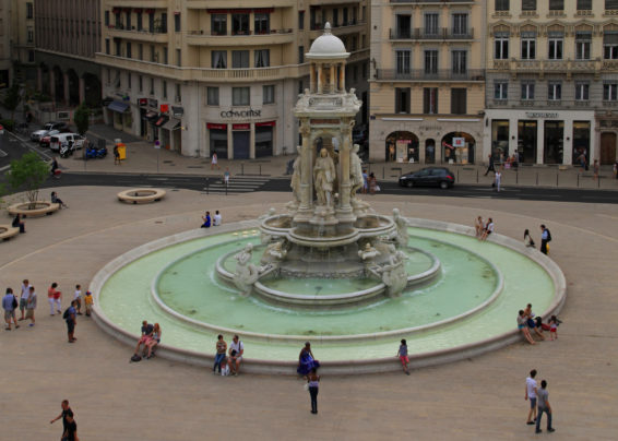 Place des Jacobins - Lyon



10 Juillet  2013