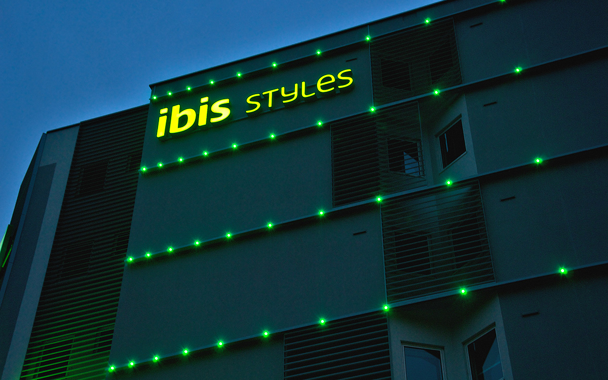 Hotel_Ibis_LEC_02_HD_1200px