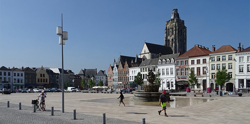 ARJ_OUD_Grotemarkt_jour_03_800px